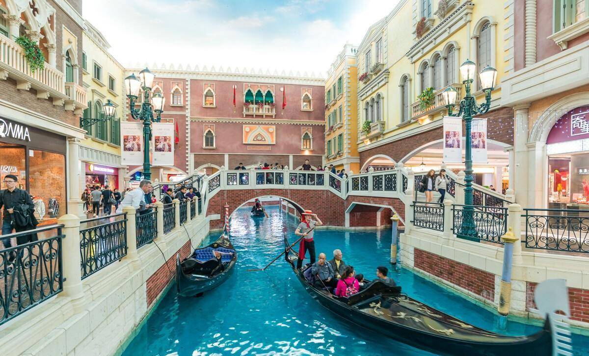 澳门最精准免费资料大全与旅游景点深度解析,澳门最精准免费资料大全旅游景点,词语释义、解释与落实